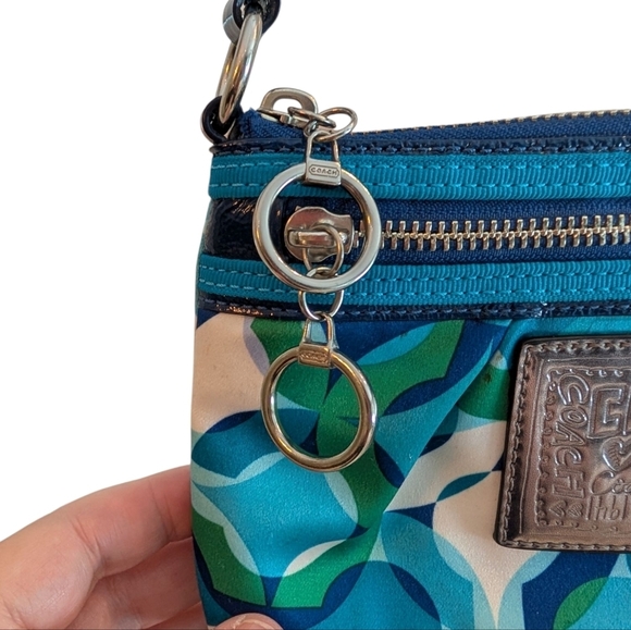 Coach Poppy Wristlet/Small Purse - Picture 7 of 12